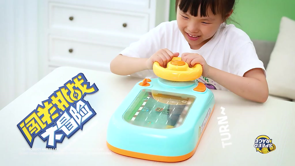 Ô tô đồ chơi đường đua xe có màn hình chuyển động cho bé điều khiển vô lăng như thật