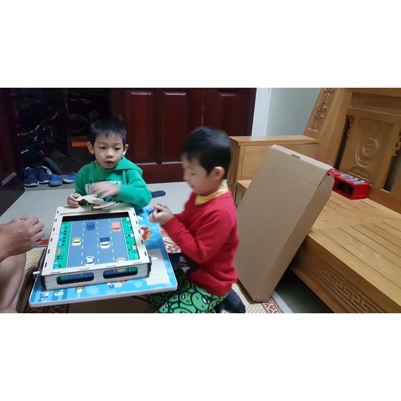 Bộ đồ chơi đua xe handmade, đường đua siêu tốc, thúc đẩy tiềm năng trẻ