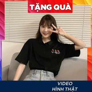 Áo thun Polo tay lỡ có cổ form rộng freesize unisex in hình quả dâu tây đỏ chữ nhật màu đen