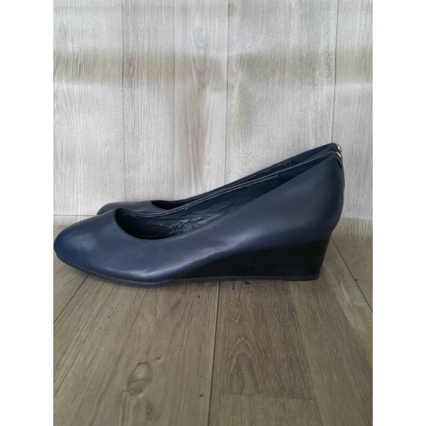 Thanh lý giày clarks da thật size 37 new