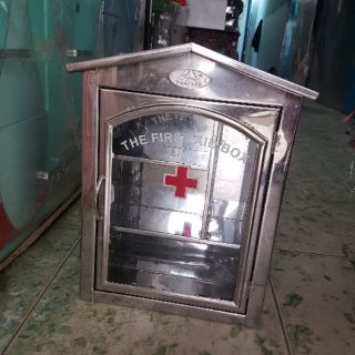 Tủ  y tế inox 430