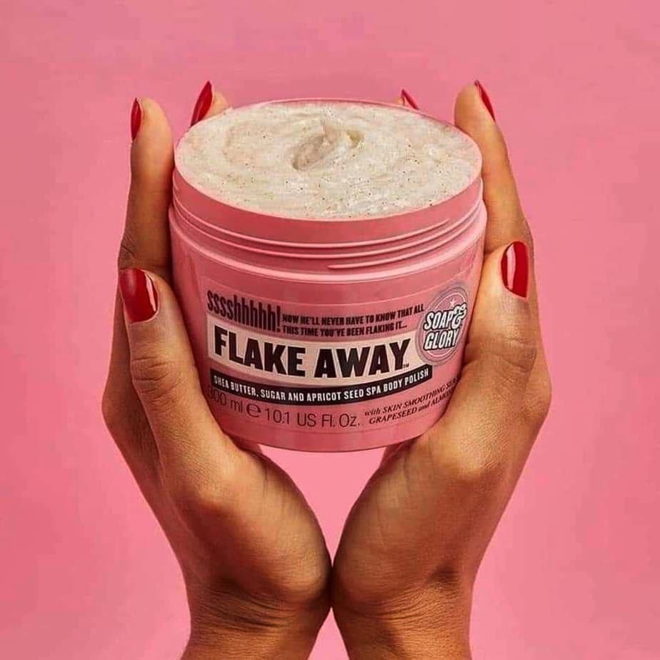 Tẩy tế bào chết Flake Away Scrub Soap &amp; Glory hương nước hoa Rose &amp; Bergamot giúp sáng da 300ML