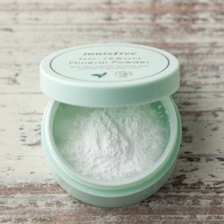 Phấn phủ kiềm dầu innisfree no-sebum mineral powder