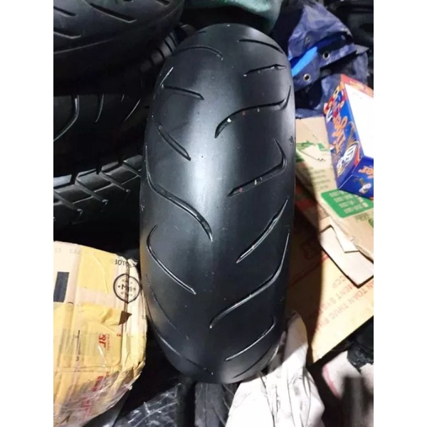 Vỏ Lốp 180/55-17. gắn các loại xe mâm 17. độ lốp to. r15 . ninja 300.400 cbr. gsx. duke . từ 150cc-900cc...hàng cũ