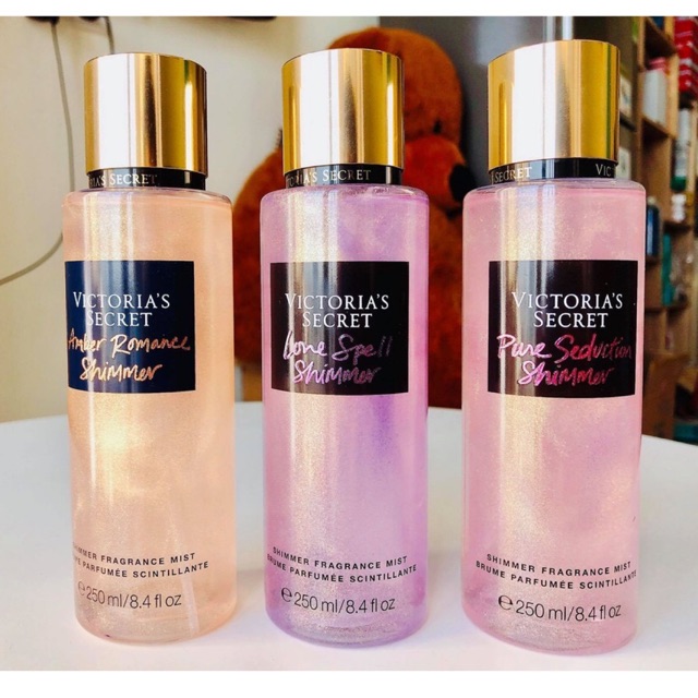 Xịt Thơm Ánh nhũ Nước Hoa Toàn Thân Victoria’s Secret Holiday Shimmer Fragrance Mist (250ml