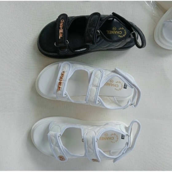 Sandal bánh mì đế đúc cao 3,5cm- sandal quai thêu siêu nhẹ- dép quai hậu đi học