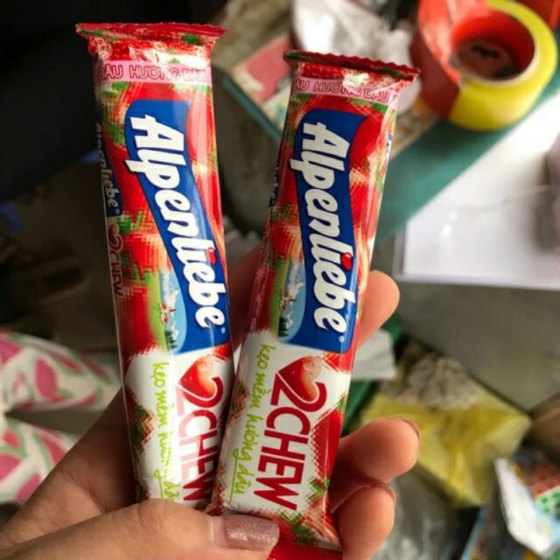 Vỉ 16 thanh kẹo béo mềm alpenlibe chew 2 vị
