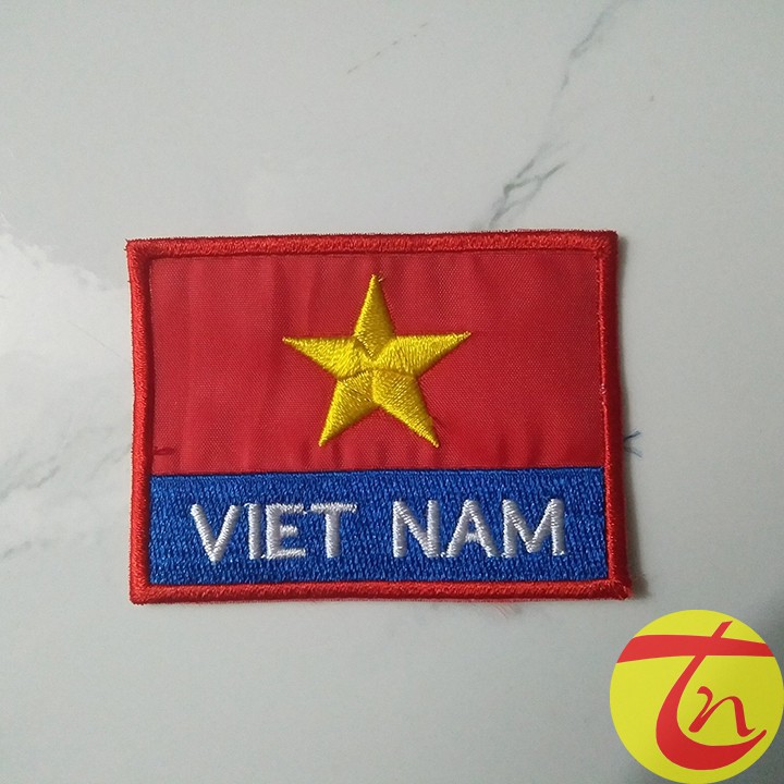 cờ việt nam may võ phục