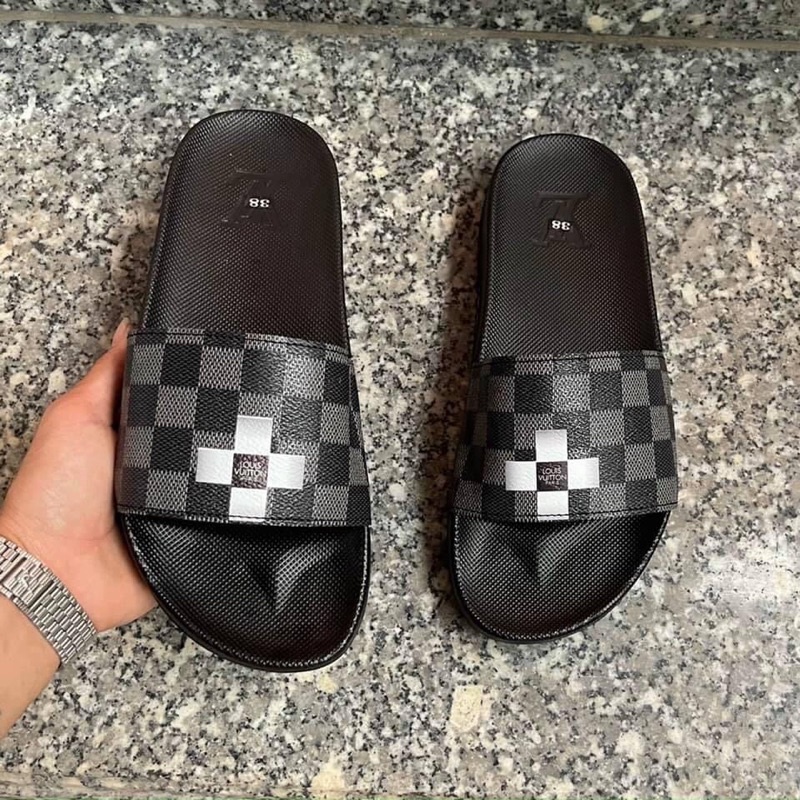 Dép Nam L.V ô vuông đen full size 38-43