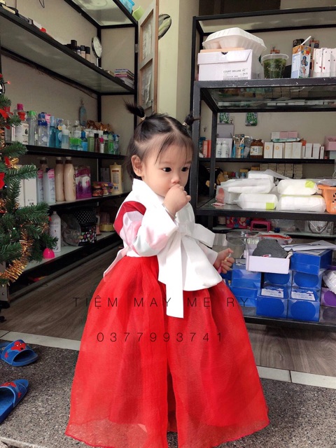 HANBOK ĐỎ CHO BÉ