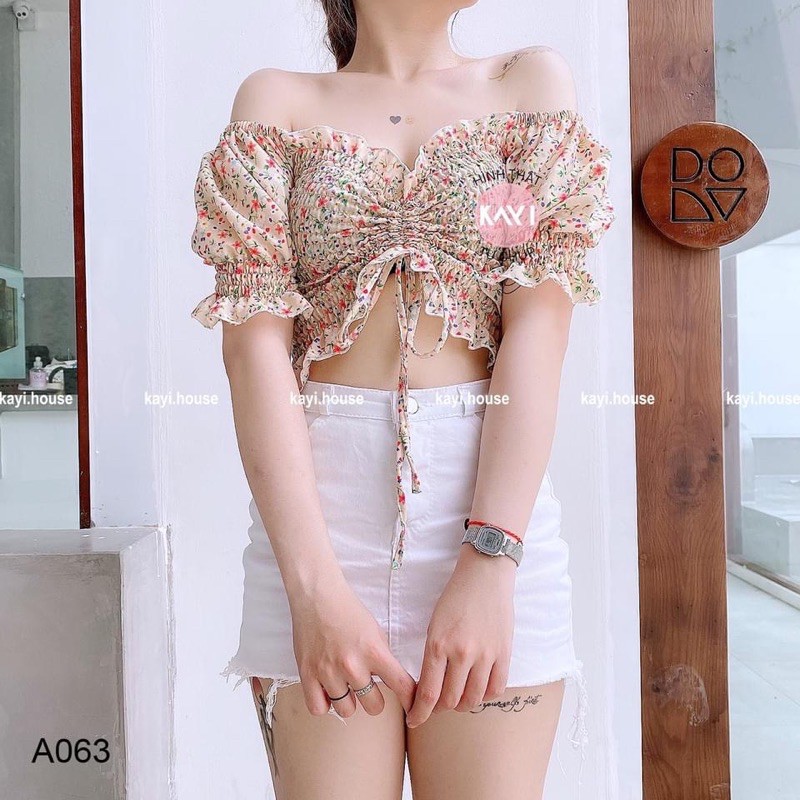 [Mã FAMAYWA giảm 10K đơn 50K] Áo croptop hoa nhún rút giữa tay ngắn - ảnh thật - A063 | BigBuy360 - bigbuy360.vn