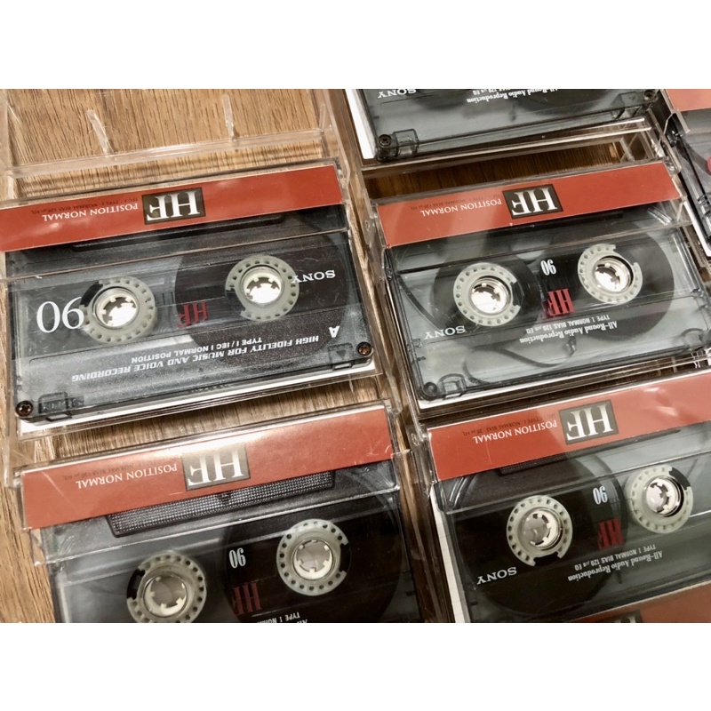 10 băng cassettes " SONY HF 90 "