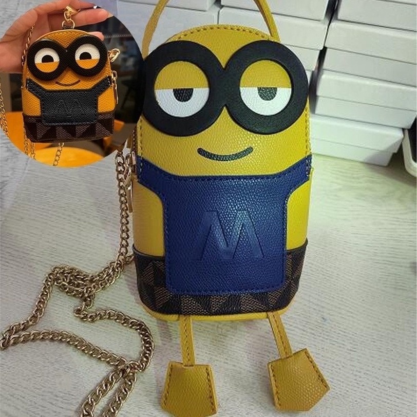 Móc Khóa Hình Minion Đeo Túi Xách Bằng Lụa Sáng Tạo Cho Nữ