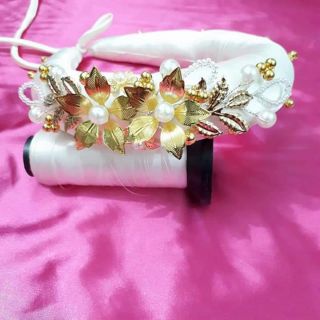 Mấn cô dâu màu trắng_ vàng_ đỏ