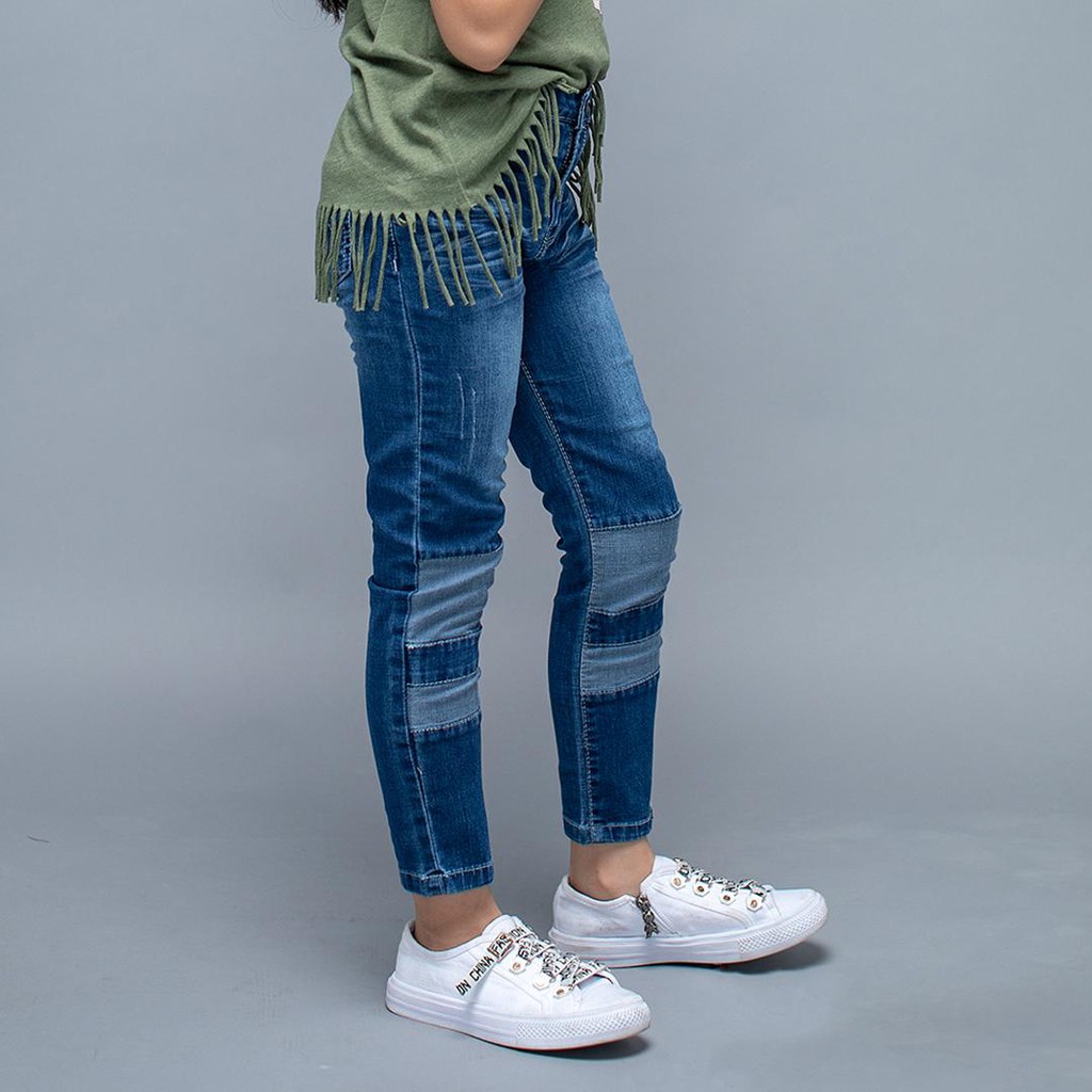 Quần jeans bé gái phối gối màu nhạt LK0239 - Lovekids