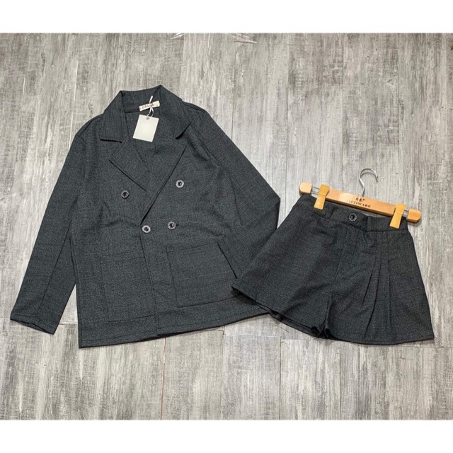 Sét vest dạ