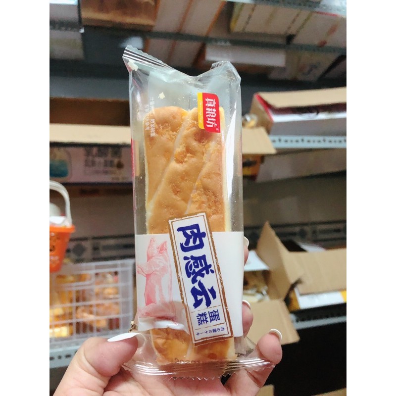 Bánh bông lan dài chà bông 1 cái