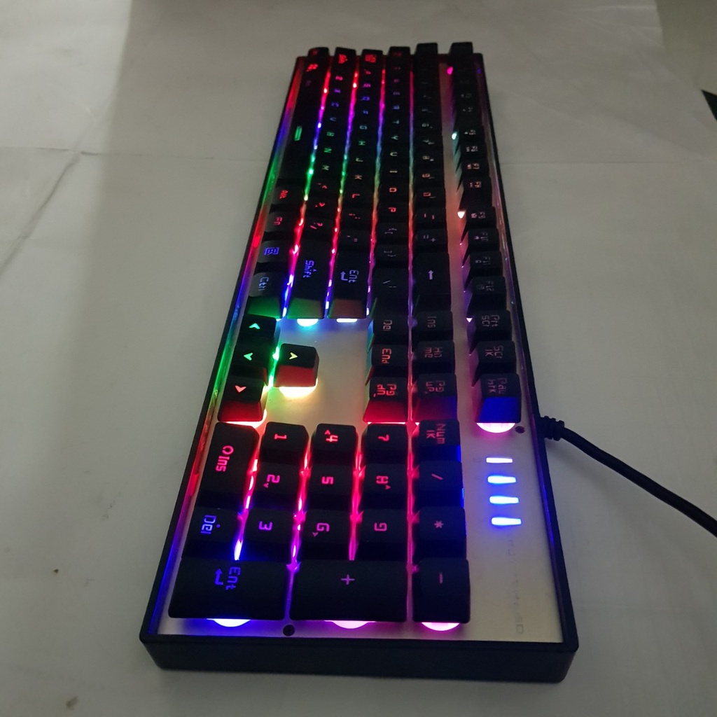 [Tặng chuột ]Bàn phím giả cơ gaming E-dra ek700 LED RGB đổi màu_ hàng cũ dùng tốt,  tặng chuột có dây cổng usb