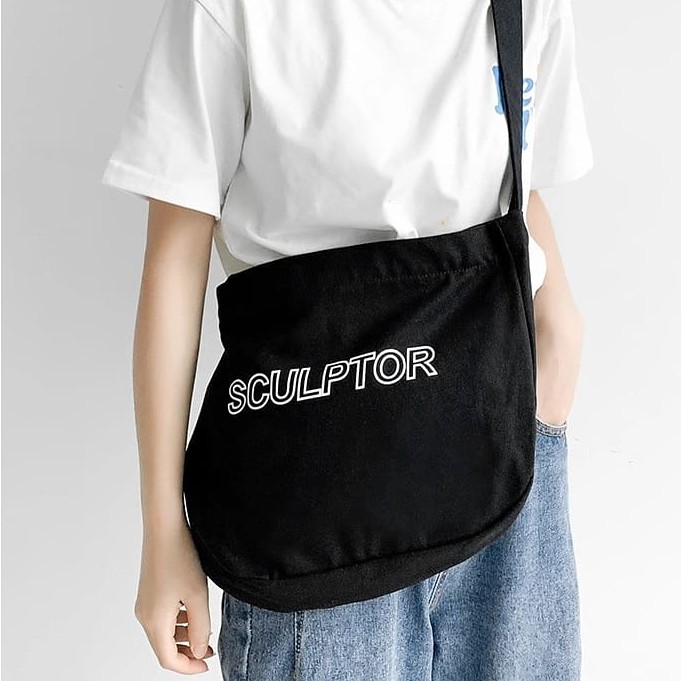 Túi đeo chéo vải canvas Sculptor phong cách unisex hiện đại | BigBuy360 - bigbuy360.vn