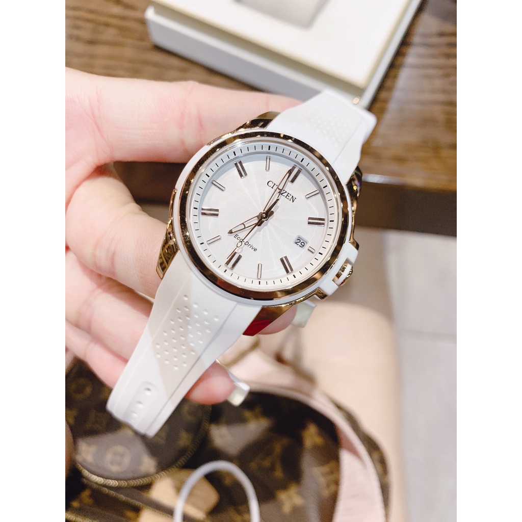 Đồng hồ nữ dây silicone Citizen FE6136 01A