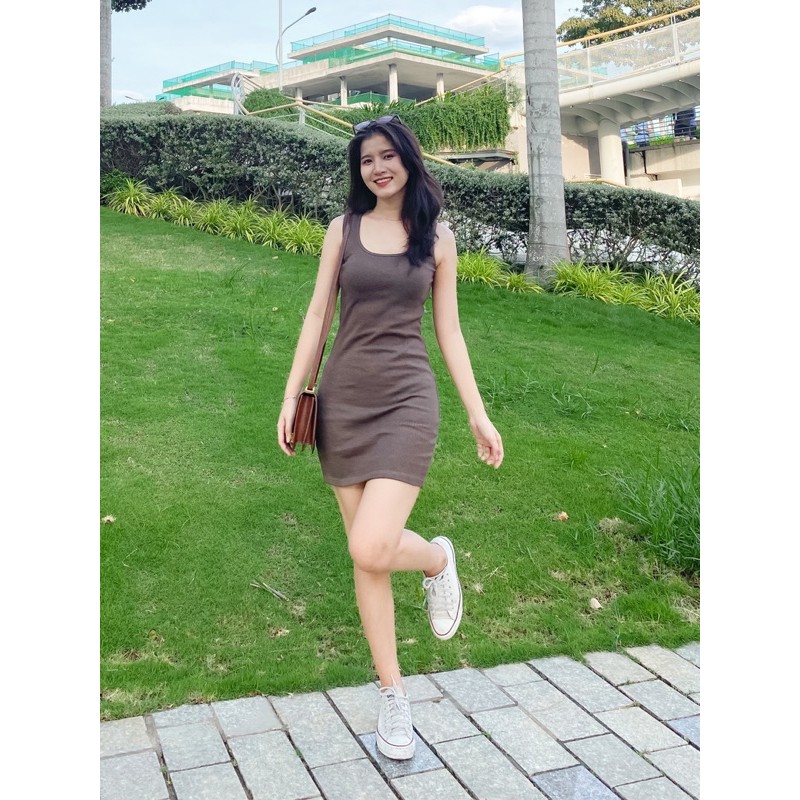 Đầm ôm body Ba Lỗ - Cổ vuông - Sát Nách | BigBuy360 - bigbuy360.vn