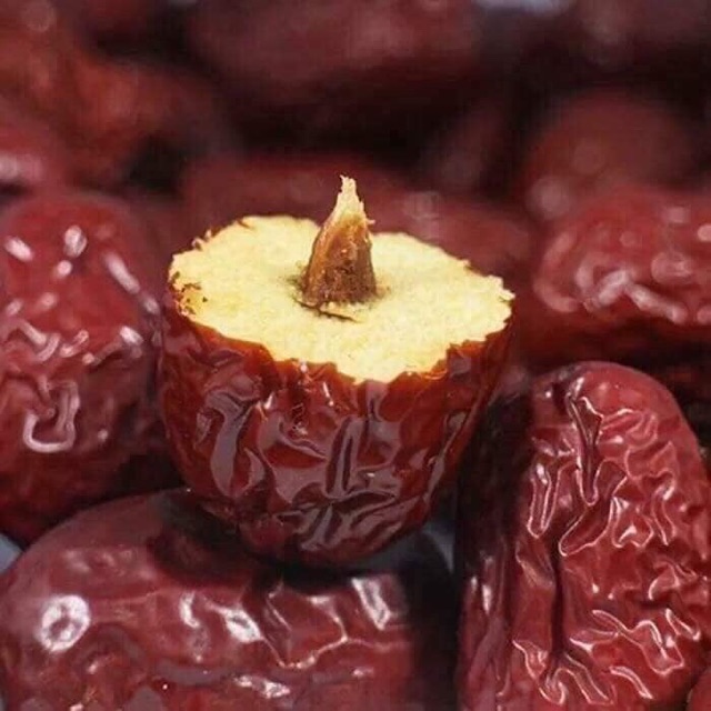 1KG TÁO ĐỎ TÂN CƯƠNG  SIZE TO