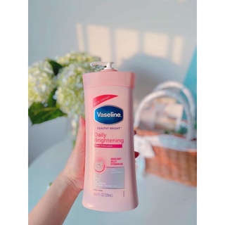 Sữa dưỡng da Vaseline 725ml