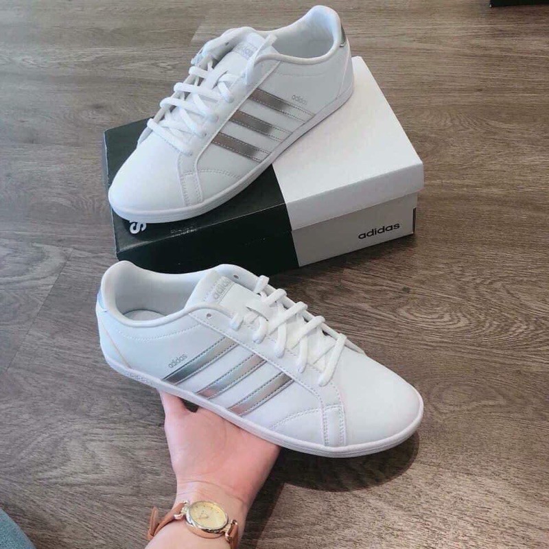 giày Adidas auth Sz 38( phom bé )