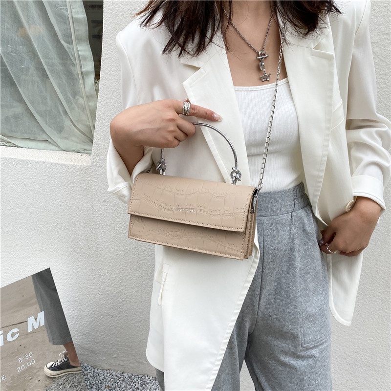 Túi Xách Đeo Vai Hình Vuông Cỡ Nhỏ Phối Dây Đeo Sợi Xích Thời Trang Cho Nữ