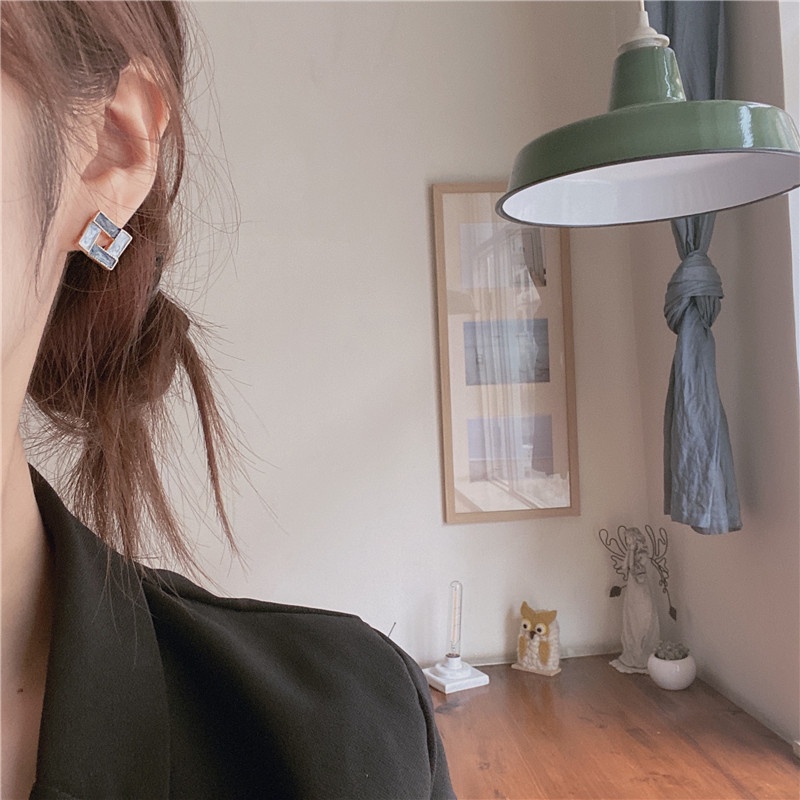 Khuyên tai kẹp không bấm lỗ chốt cố định K054 bằng hợp kim mạ vàng hình vuông dáng ngắn Leous Accessories