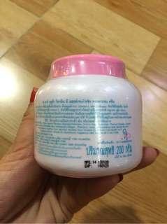 Kem dưỡng ẩm AR Gluta vitamin E