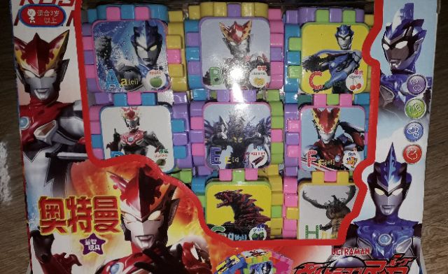 Sét lắp ráp siêu nhân đa năng cho bé học chữ cái bằng nhựa có 28 miếng ghép