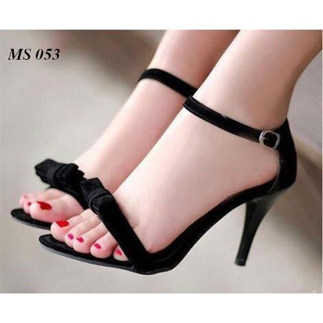 Giày gót nhọn nơ đen siêu xinh