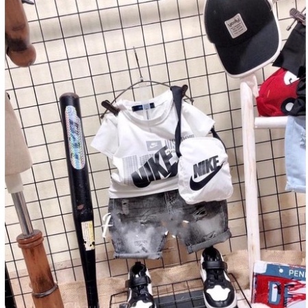 Set bộ bé trai phong cách hàn quốc, Set Áo thun Nike kèm quần jean rách cho bé trai