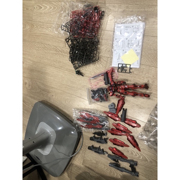 Mô hình gunpla 8816 của Daban