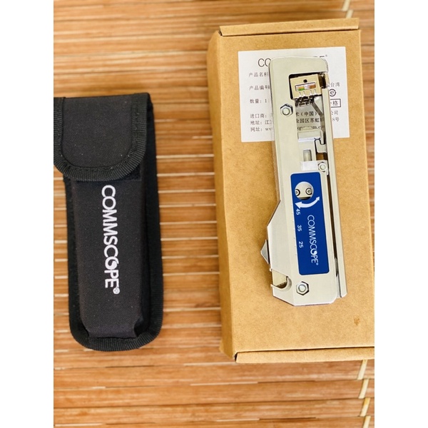 Tool bấm nhân mạng 08 sợi hãng AMP/Commscope PN-1725150-6