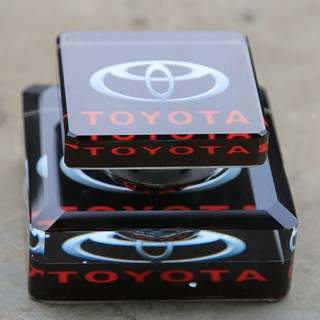 Đủ mẫu nước hoa pha lê logo theo xe cao cấp toyota, hyundai, mazda, ford, kia, honda, mitsubishi....