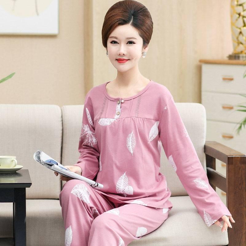 Bộ đồ ngủ tay dài cỡ lớn dành cho phụ nữ trung niên