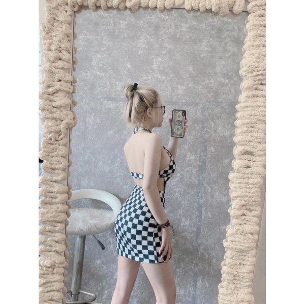 Đầm Body Lập Thể Có Cúp Mút Hở Lưng Cổ Yếm HoTT