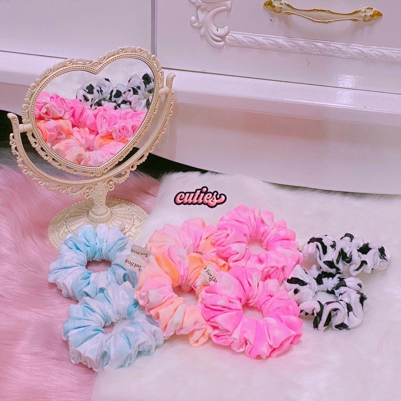 Đồ buộc tóc scrunchies tiedye mới &amp; màu bò sữa mini✨