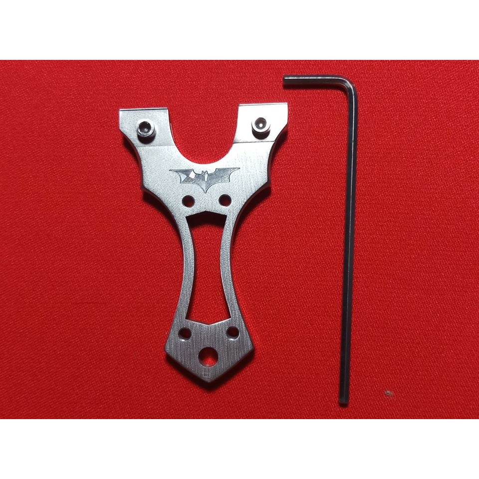 Ná cao su Batman,Chất liệu Inox 304 siêu bền,cực đẹp chống rỉ,mua tặng kèm 2 dây 1.5mm