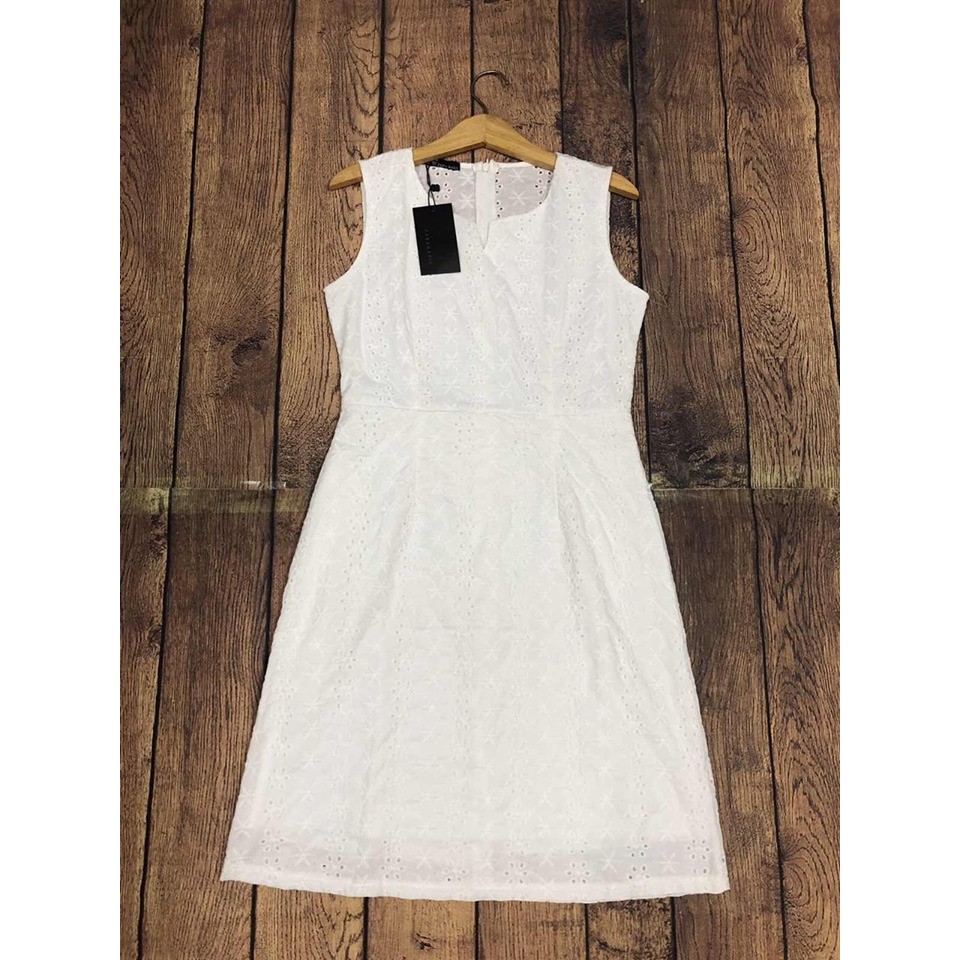 Đầm xô ren size M L XL giá 240K