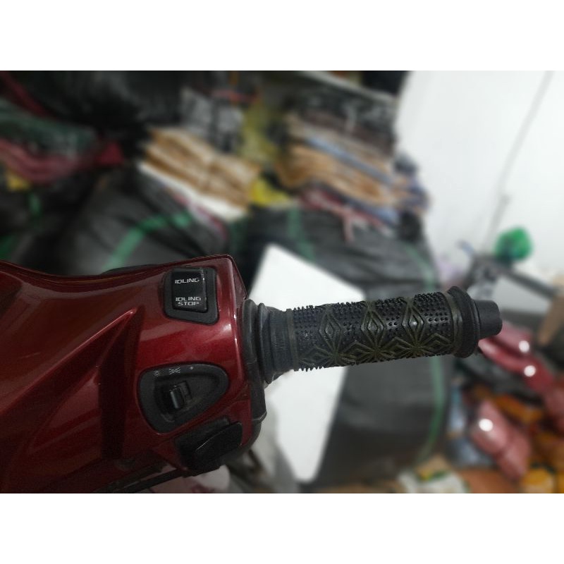 1 cặp Bọc tay lái xe máy giá rẻ nhất shopee