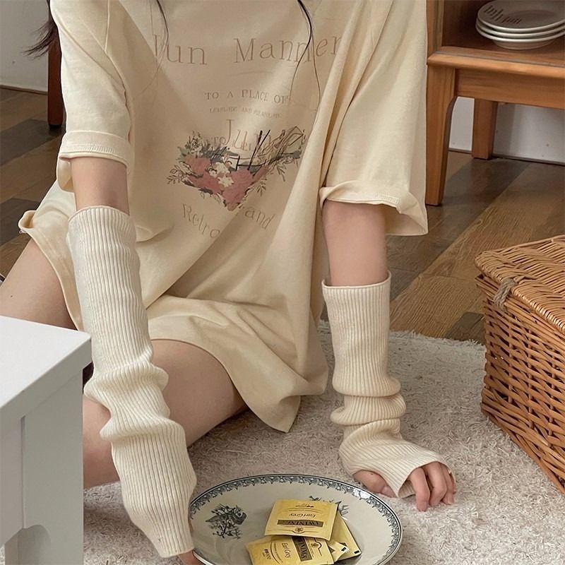 Áo Thun Màu Vàng In Hình Phong Cách Retro Hàn Quốc