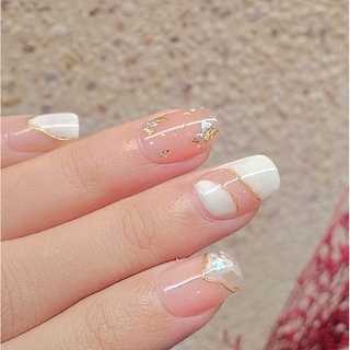Nail box móng úp thiết kế màu trắng sữa ẩn nhũ xà cừ tặng kèm keo dũa