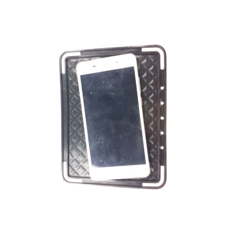 Tấm đệm chống trượt cho điện thoại, vật dụng nhỏ trong xe hơi, xe ô tô