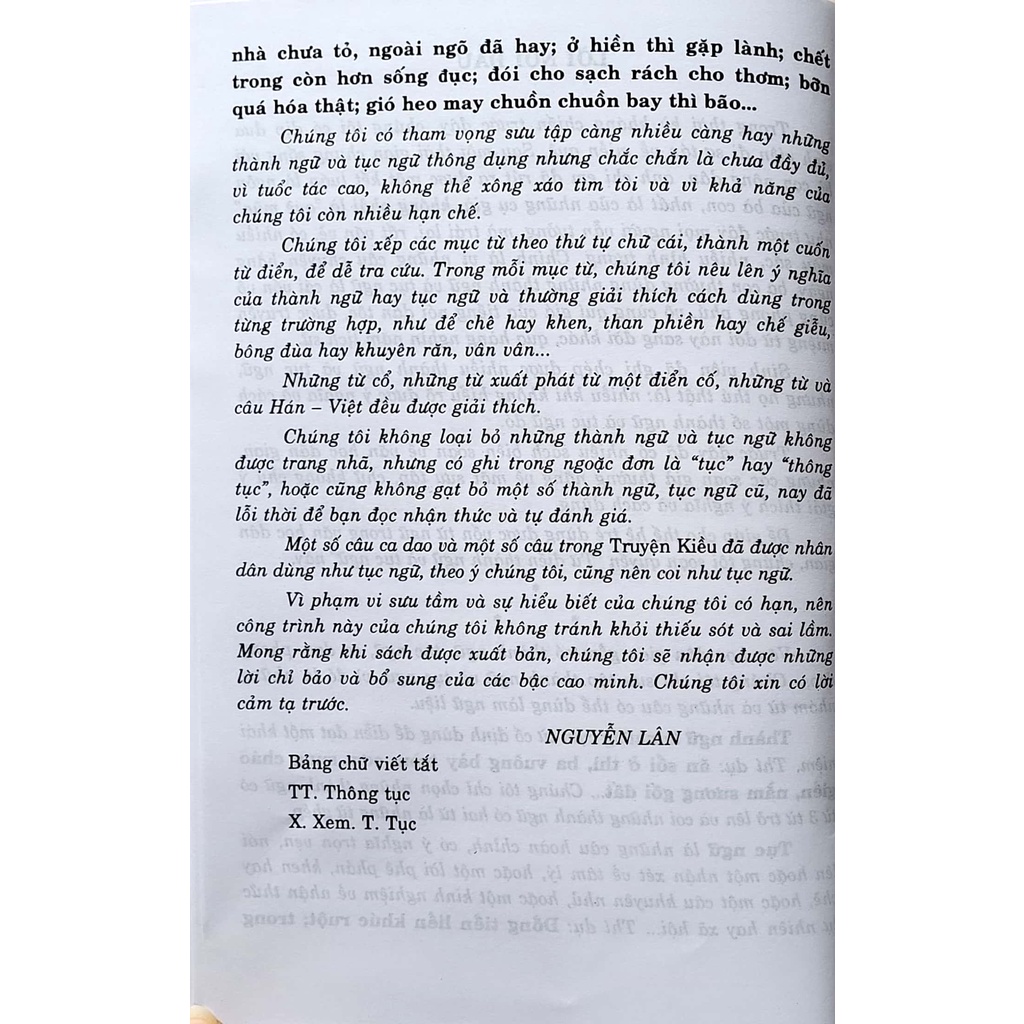 Sách - Từ điển Thành ngữ và tục ngữ Việt Nam