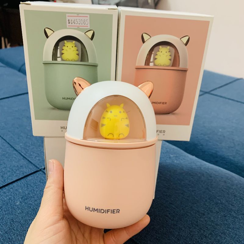 Máy phun sương tạo ẩm chống khô da cho bé humidifier