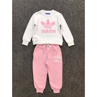 Bộ adidas cho bé gái