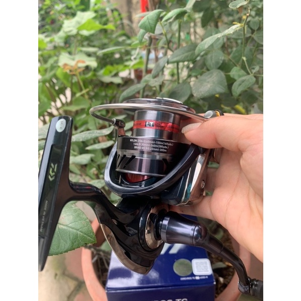 Máy câu DAIWA REVROS TG4000 -6000 chính hãng công ty